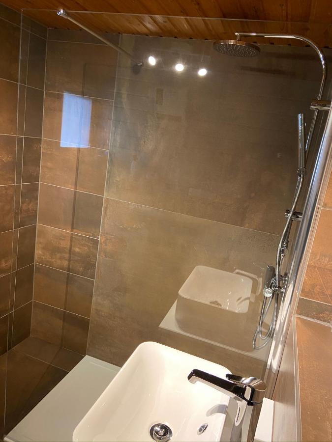 Chalet234 In La Boverie Rendeux Eksteriør billede